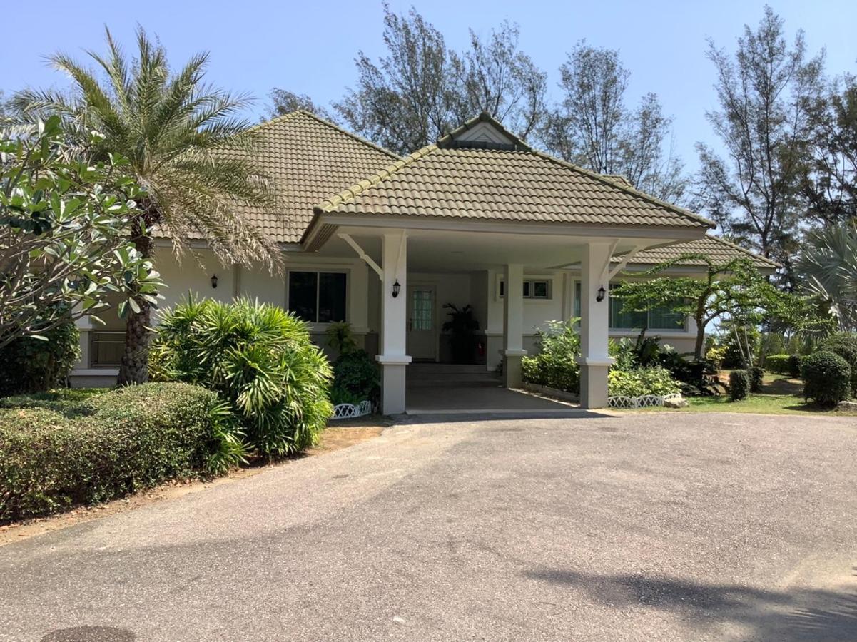 Seapine Beach Golf And Resort Hua Hin Ban Khao Takiap 外观 照片