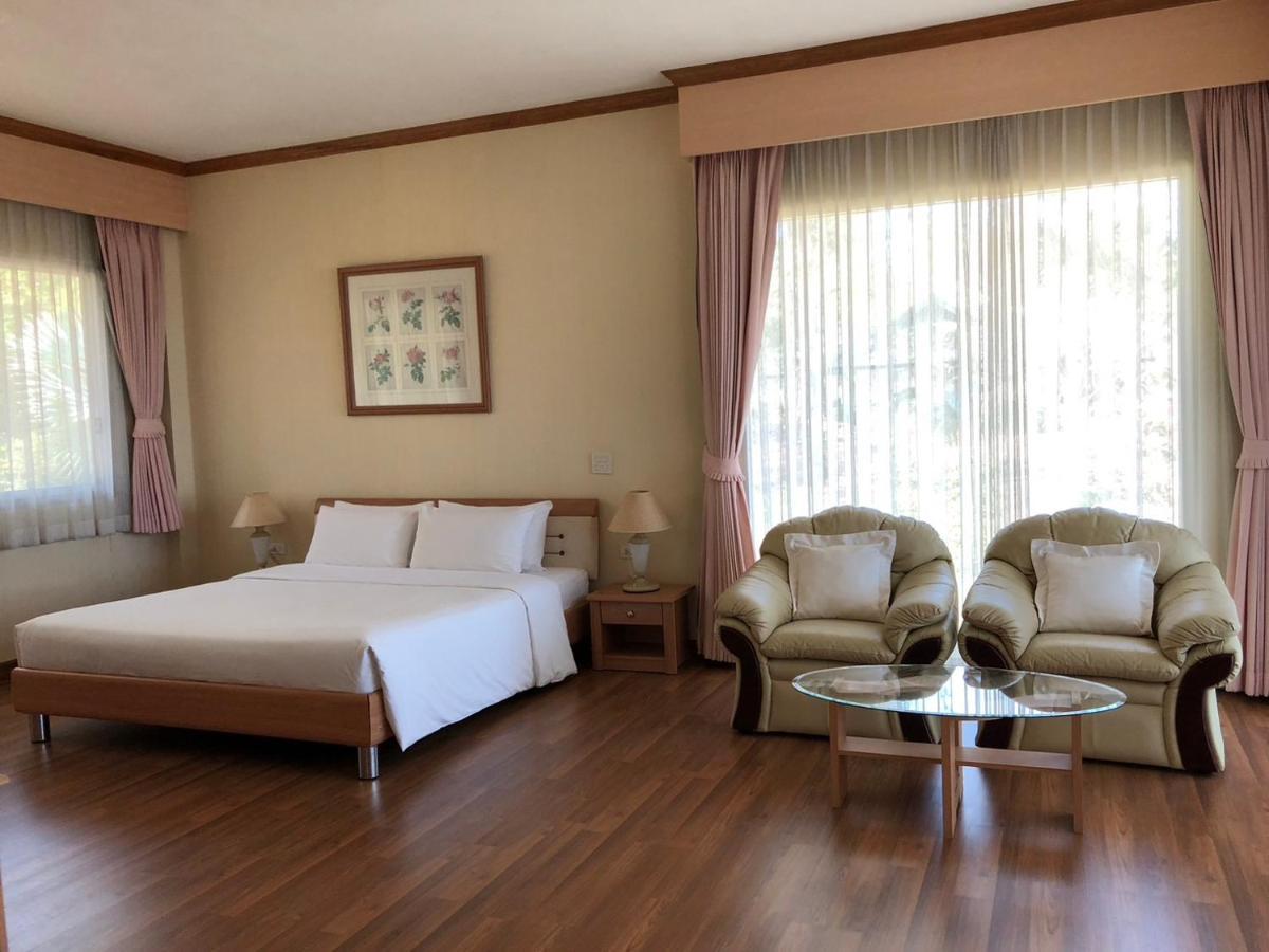Seapine Beach Golf And Resort Hua Hin Ban Khao Takiap 外观 照片